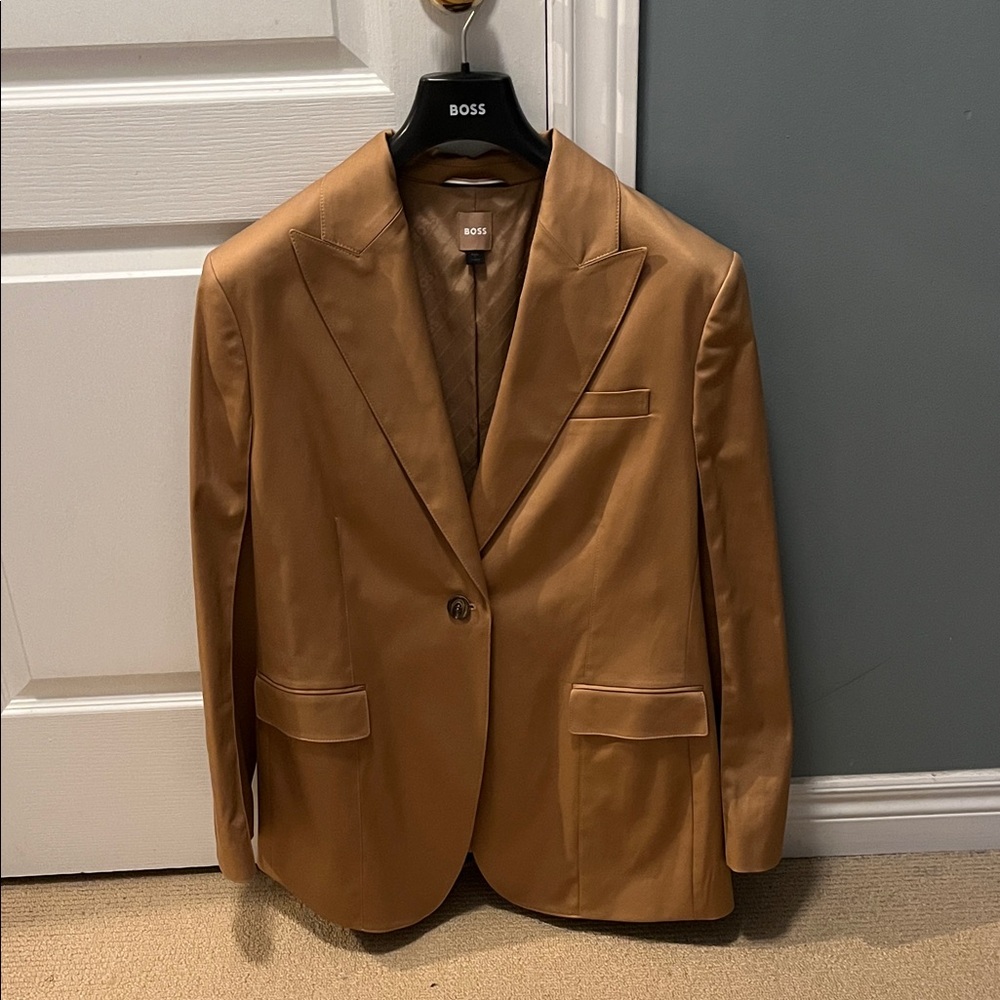 Boss Luxurious Tan Blazer